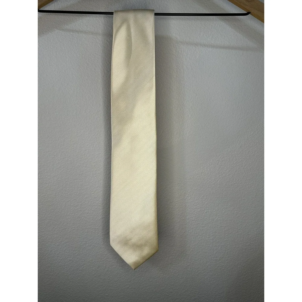 LAZZARETTI Collection Solid Cream Necktie